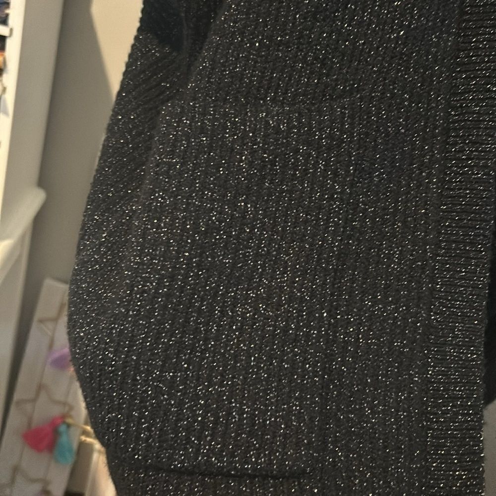 Cabi 4064 Luxury Charcoal Black Sparkle Side Zipper Poncho Sweater Size XS/S - Picture 4 of 8